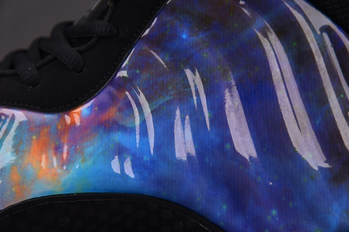 Nike Air Foamposite One Big Bang AR3771-800