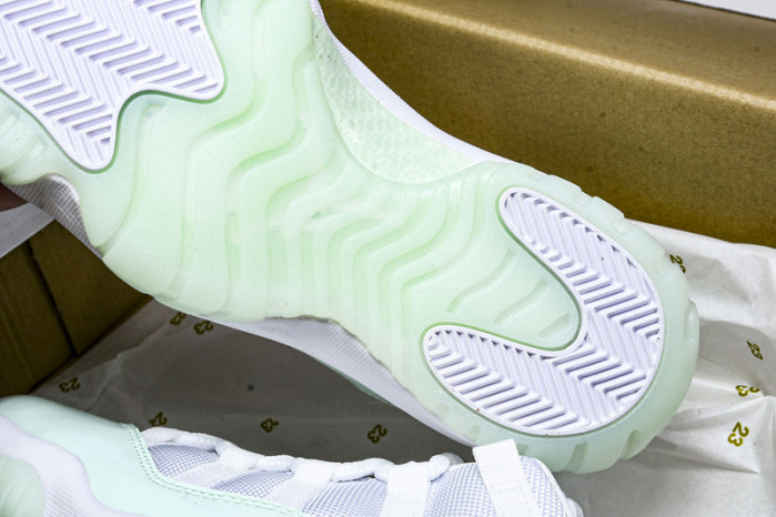 Jordan 11 Retro Low Igloo - AH7860-103
