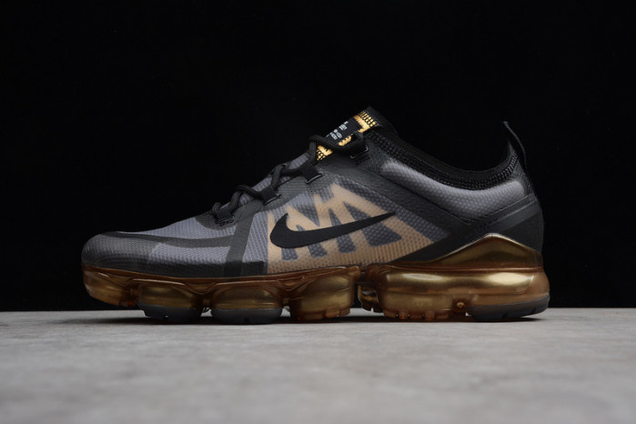 nike air vapormax 2019 black/metallic gold ar6631-002