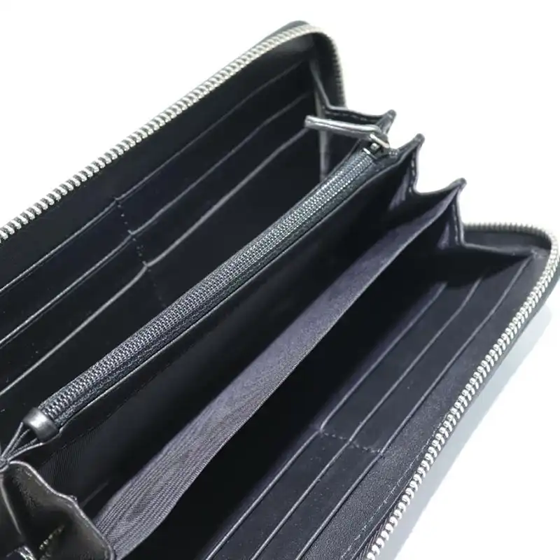 G*u*i brand handbags zip around wallet 1904g0006