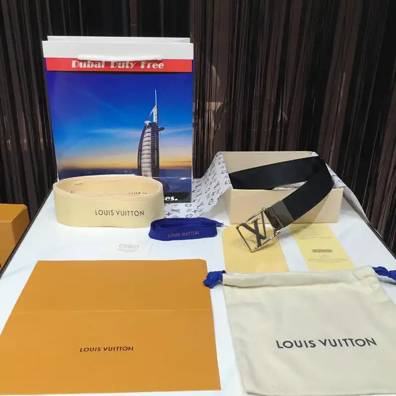 LV s Belte 1905BL0090