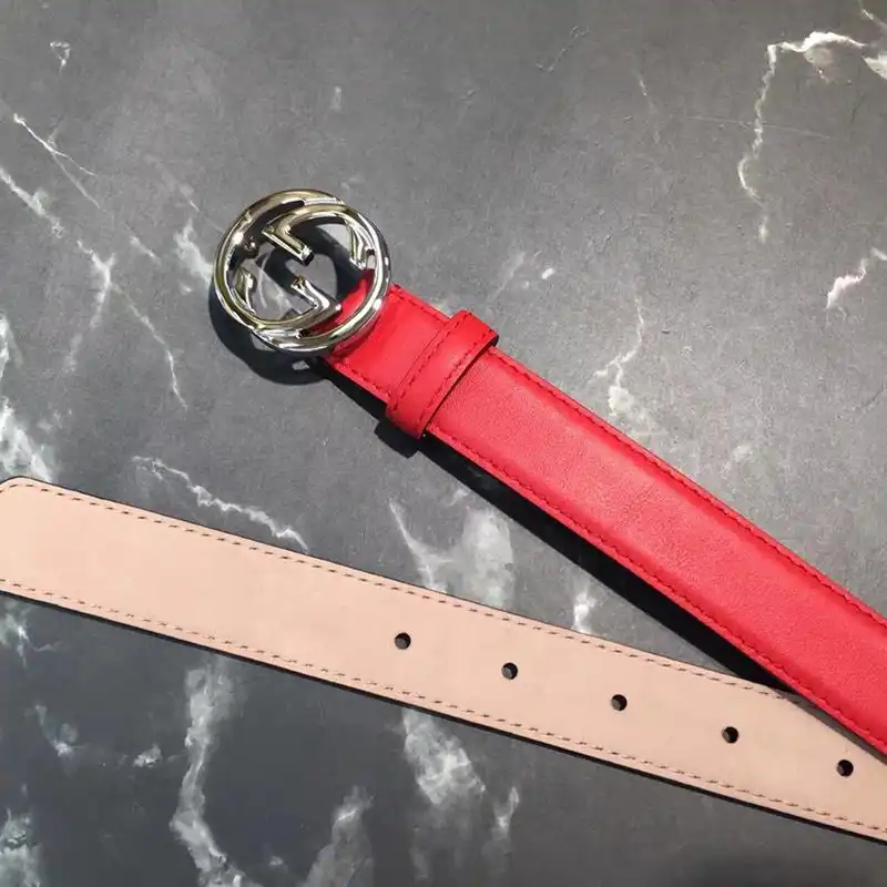 G*u*i s belte 1905bl0158