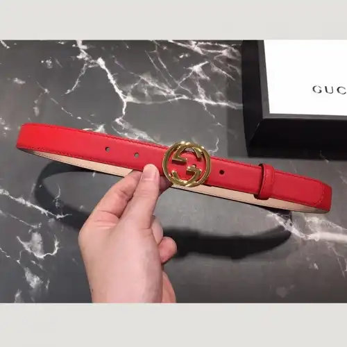 G*u*i s belte 1905bl0159