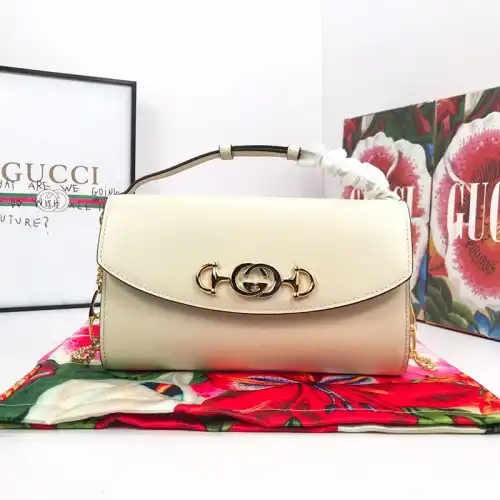 G*u*i bags 19b57b0025