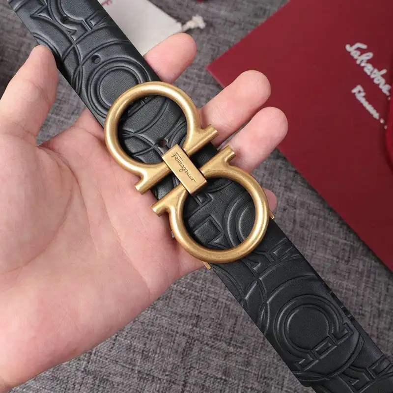 Salvatore Ferragamo s Belte 19xf0094