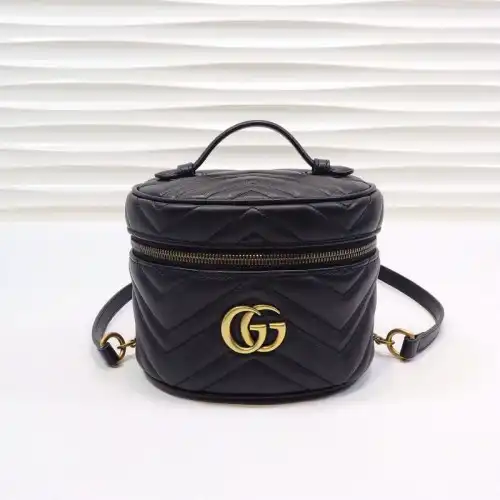 G*u*i bags 20b570246
