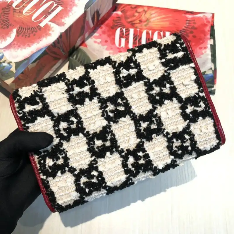 G*u*i bags 20guc0168