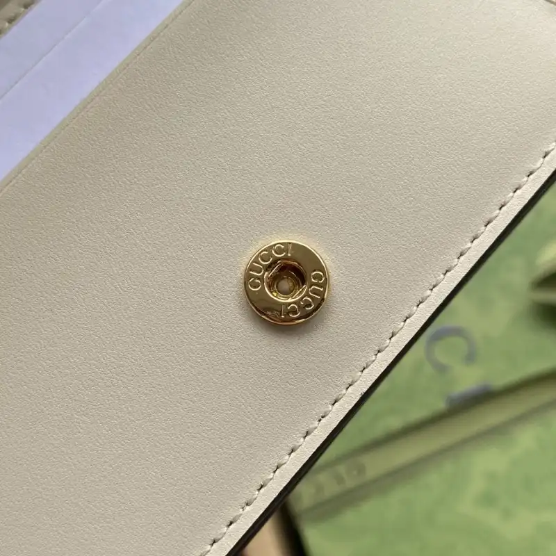 G*u*i s bags 2108ya0080