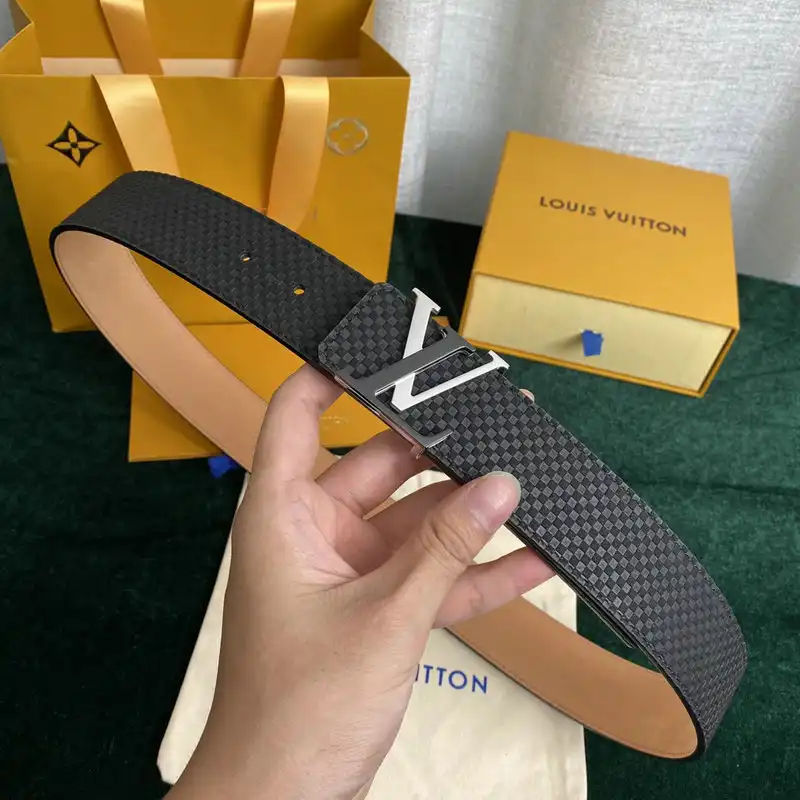 LV Belts 2109XA0025