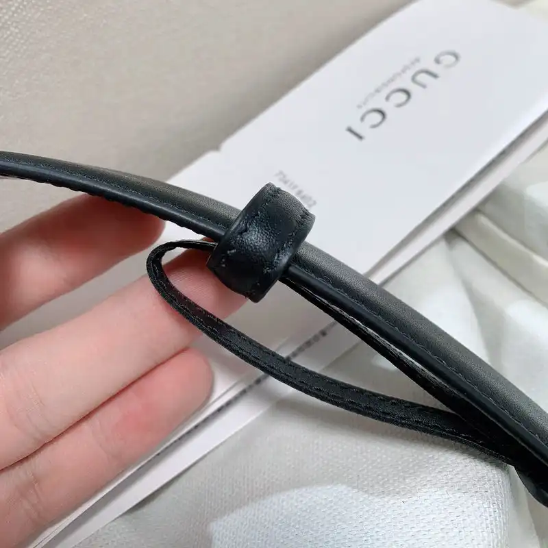 G*u*i belts 2110xf0006