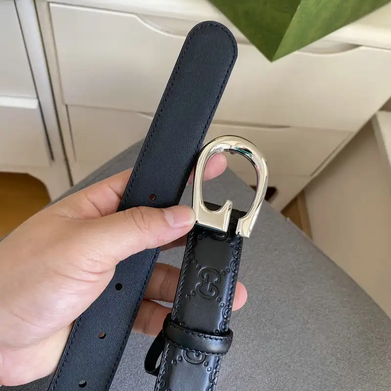 G*u*i belts 2111xa0024