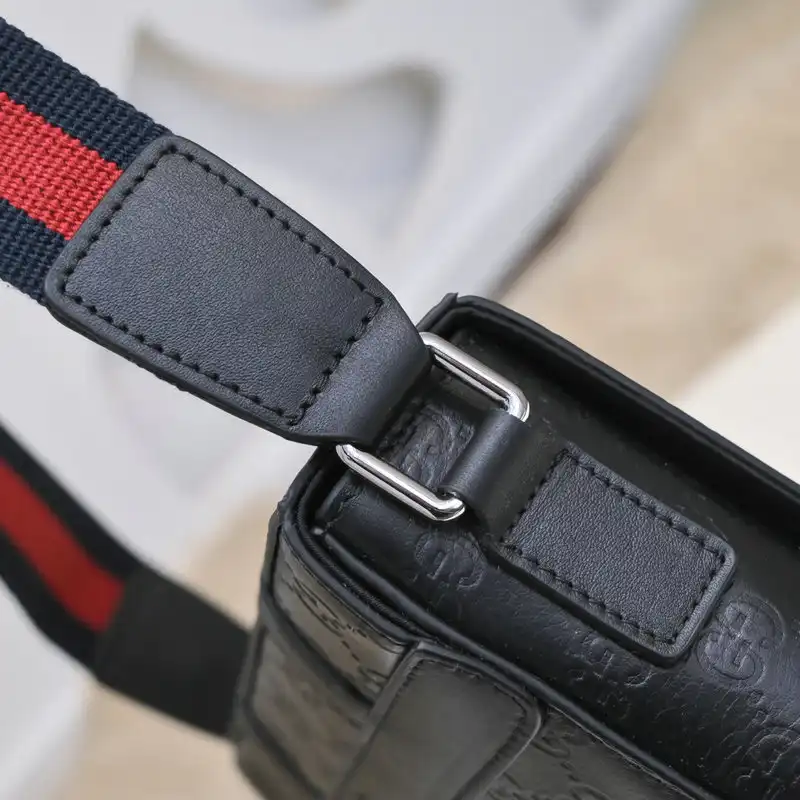 G*u*i bag 2112yz0133