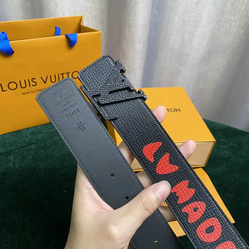 LV Belts 2204XA0051