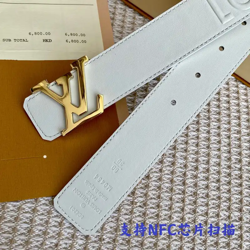 LV Belts 2204XA0133