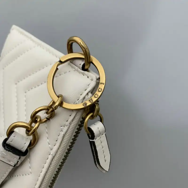 G*u*i bag 2205dj0002