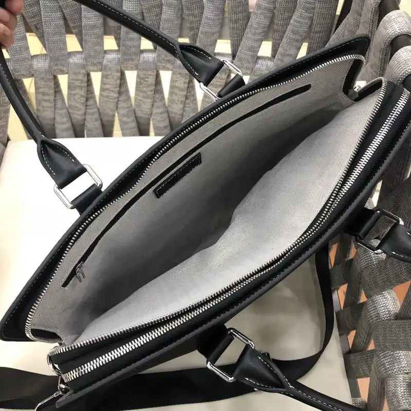 Hermès Bag 2212YZ0005