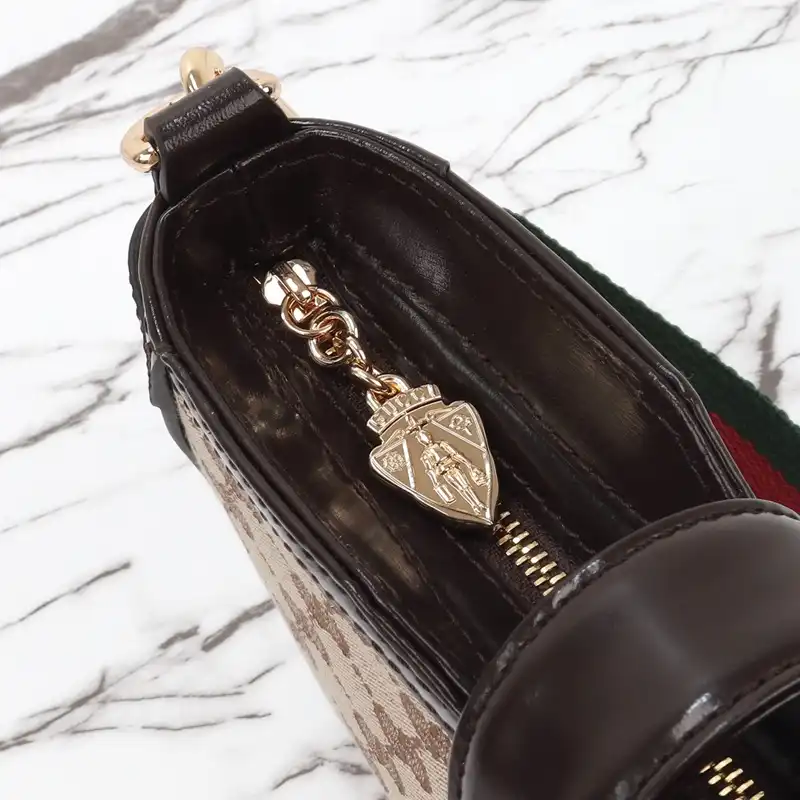 G*u*i bags 2405ya0106