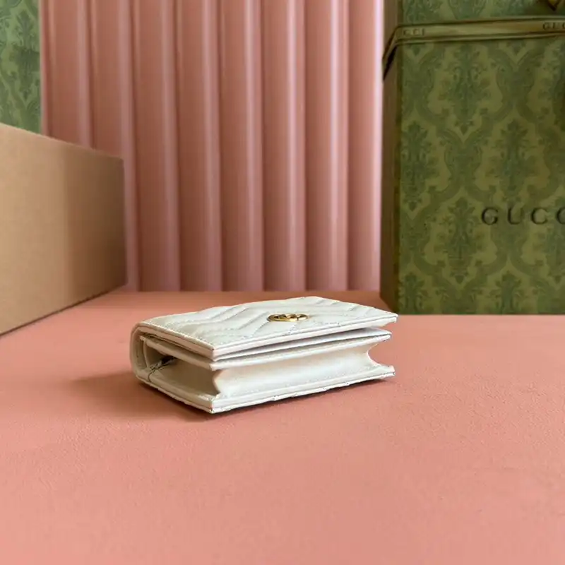 G*u*i bags 2407yz0245