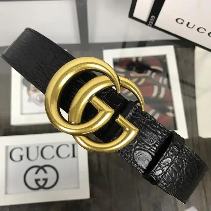 G*u*i s belts 19bl0057