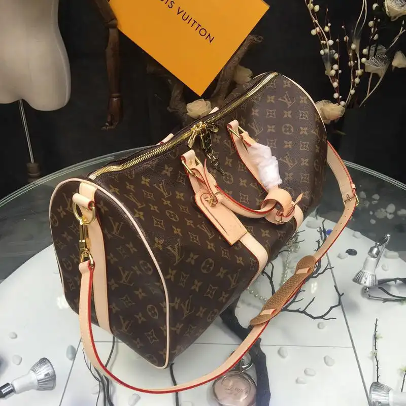 LV Bags 19T1L0433
