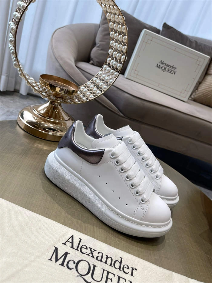 Premium Alexander McQueen Oversized 2594