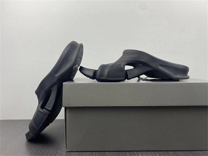 BLCG SLIPPERS FlexibleFit 5589