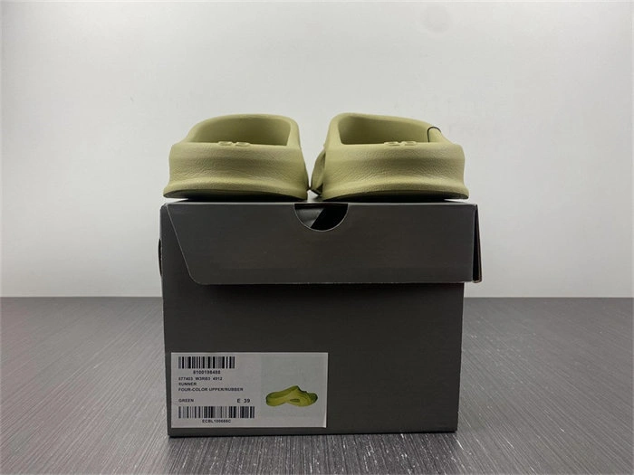 Lightweight BLCG SLIPPERS 5584