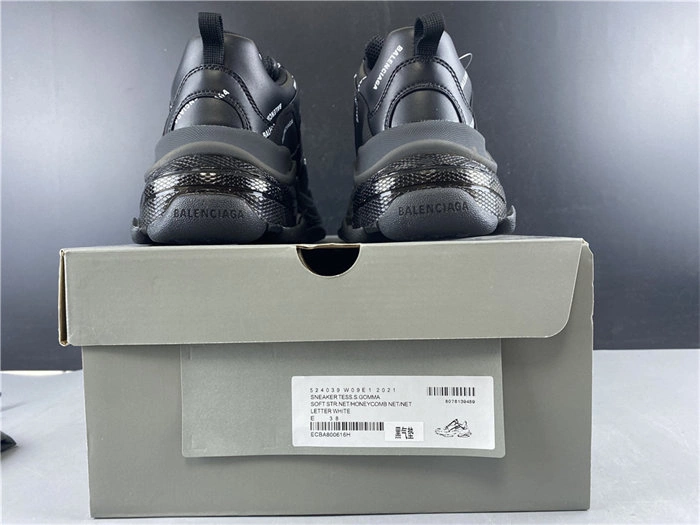 BLCG TRIPLE SNEAKER 524039 W09E1 HighPerformance 4518