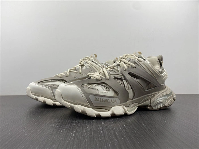 BLCG Track Recycled Sole Beige 542023 W3FE4 Contemporary 4459