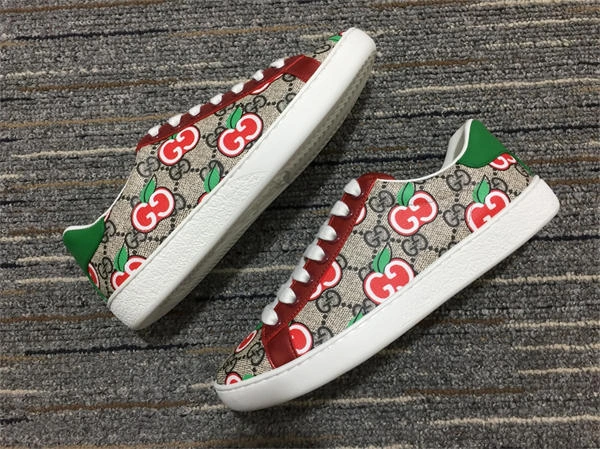 eyecatching G*u*i ace sneaker 145