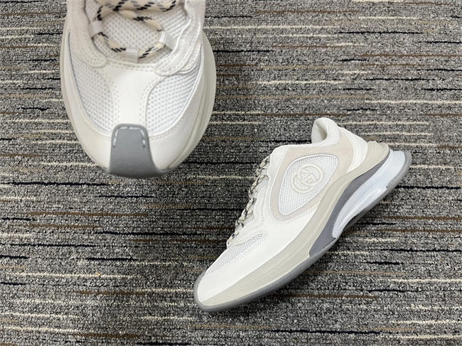 vibrant G*u*i runners 90