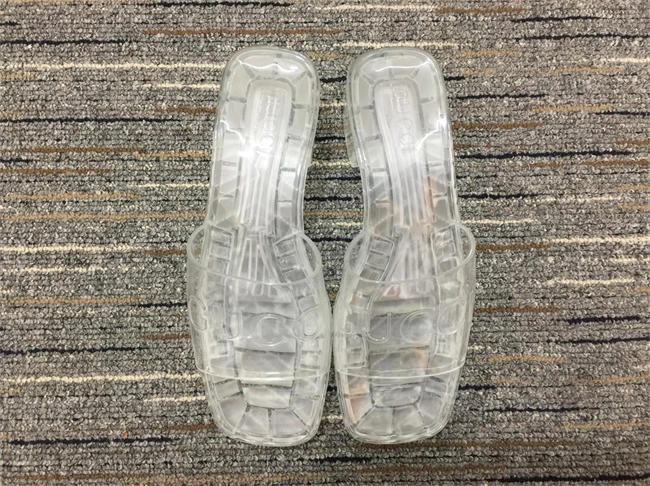 easymatch G*u*i side women 484