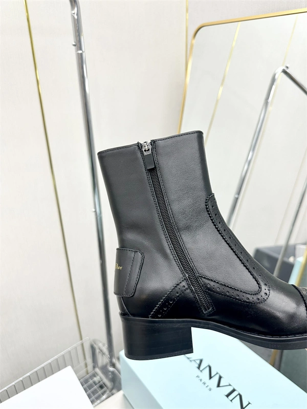 H Boot Sleek 2413