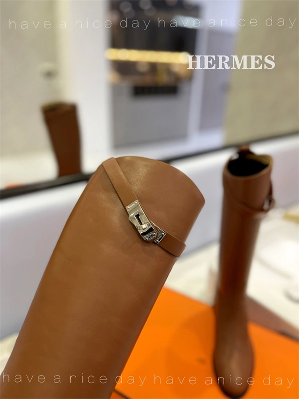 Comfortable H Boot 2422