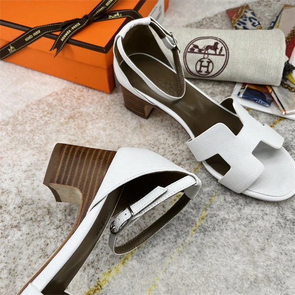 H Sandals RelaxedFit 2405