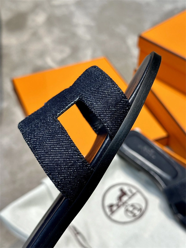 H Slipper Compact 2369