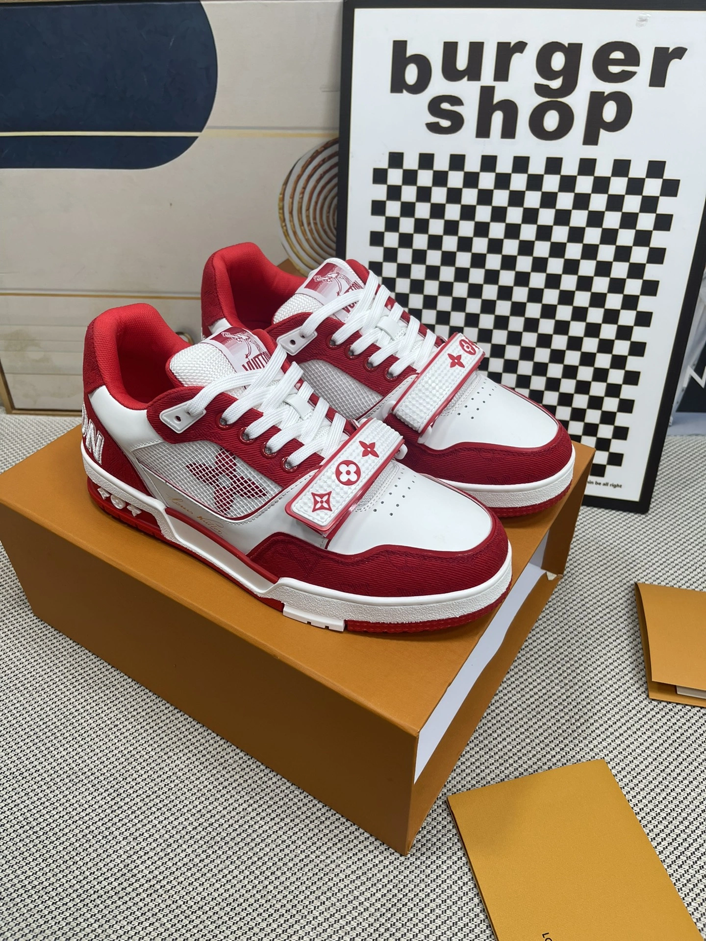 Lv Trainer Sneaker Casual 2113