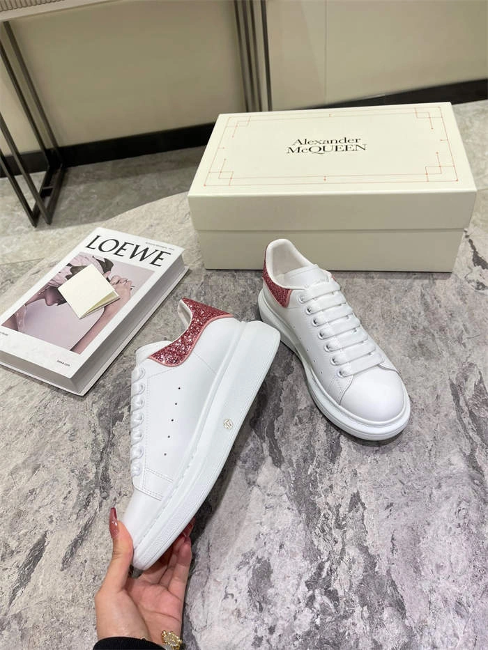 Functional Mc Queen 2555