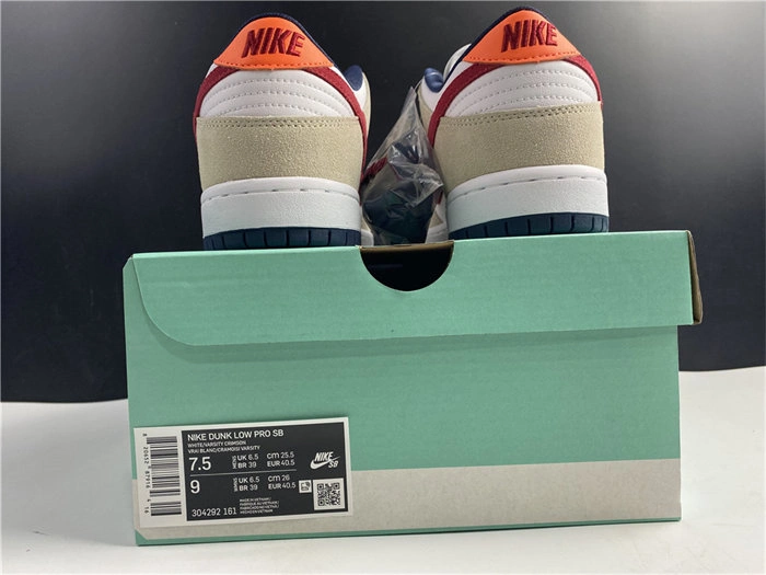 StreetReady Nike SB Dunk Low Crimson 304292- 4943