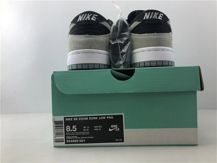 Stretchable Nike SB Zoom Dunk Low Pro Black Wolf Grey White 854866- 4941