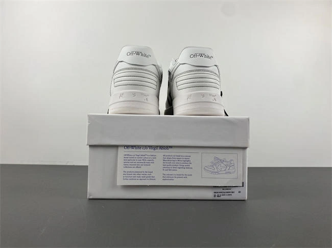 OFF-WHITE Out Of Office DailyWear 3131