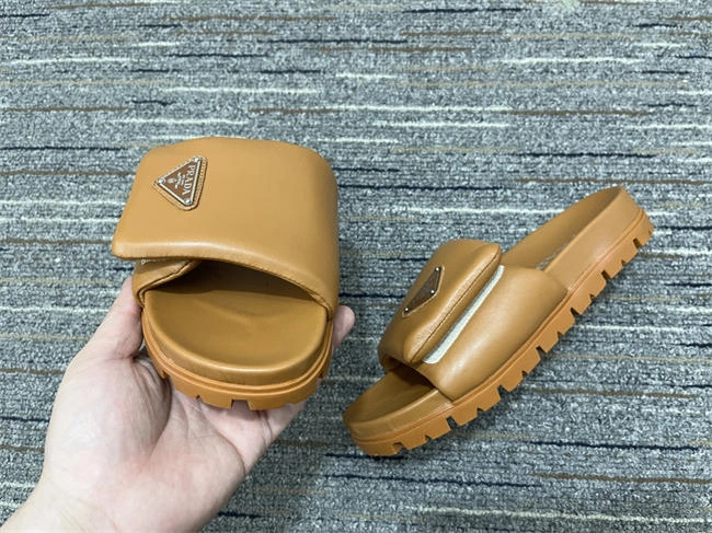 Sophisticated Prada Slipper 3345