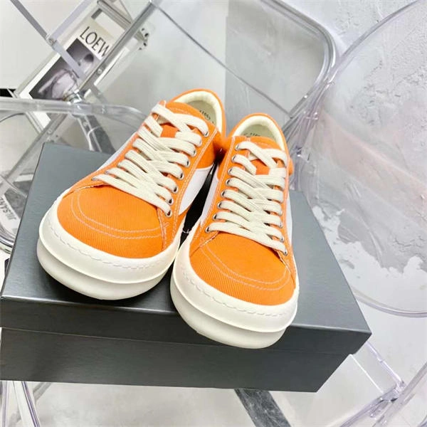 Trendsetting Rick Owens Sneaker 3478